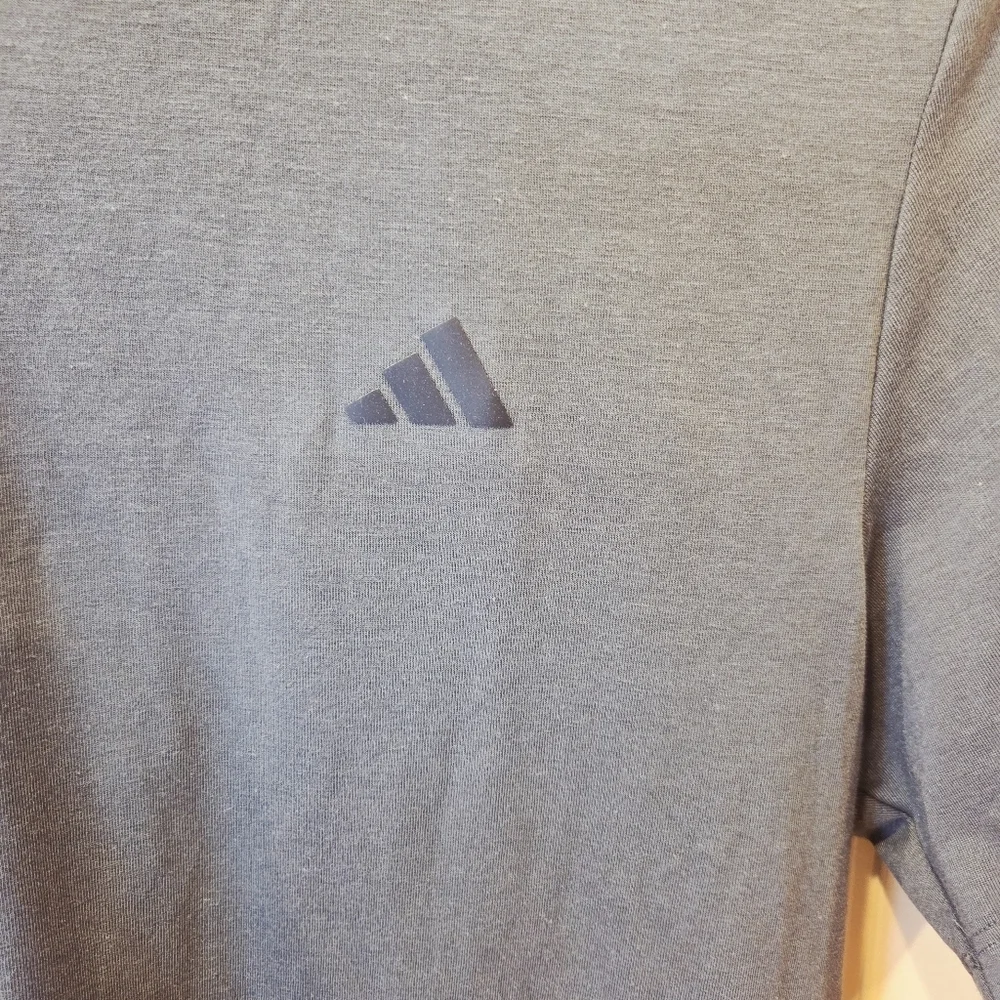 Adidas Men's M Axis Tee 3.0, Legend Ivy, Size XS Workour Gym Lightweight New